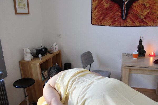 Esalen Massage in Bern